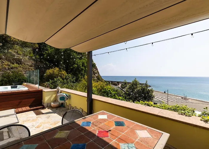 Profumo Di Mare - Con Jacuzzi Vila